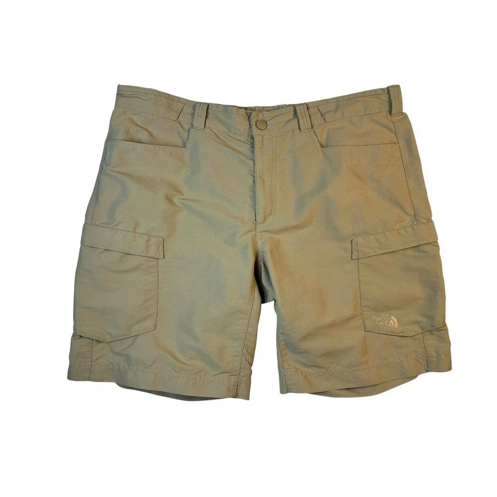 The North Face Men's Elastic Waist Khaki Nylon Outdoor Cargo Shorts  Size 40